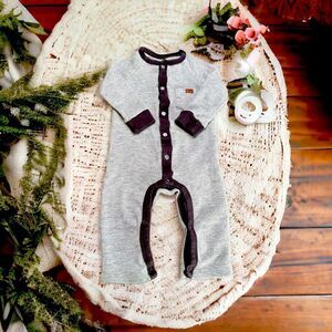 7 For All Mankind Long Sleeved Onesie (6-9 Months)